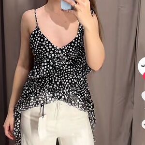 TREND ZARA NWT PRINTED TULLE RUFFLE TOP  size S  
🚨 FIRM PRiCE NO DISCOUNT